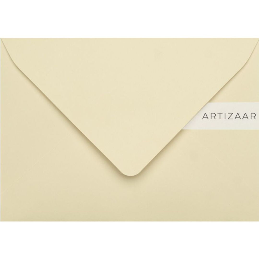 Plic I8, bej, 133x184 mm, pentru invitatii de nunta