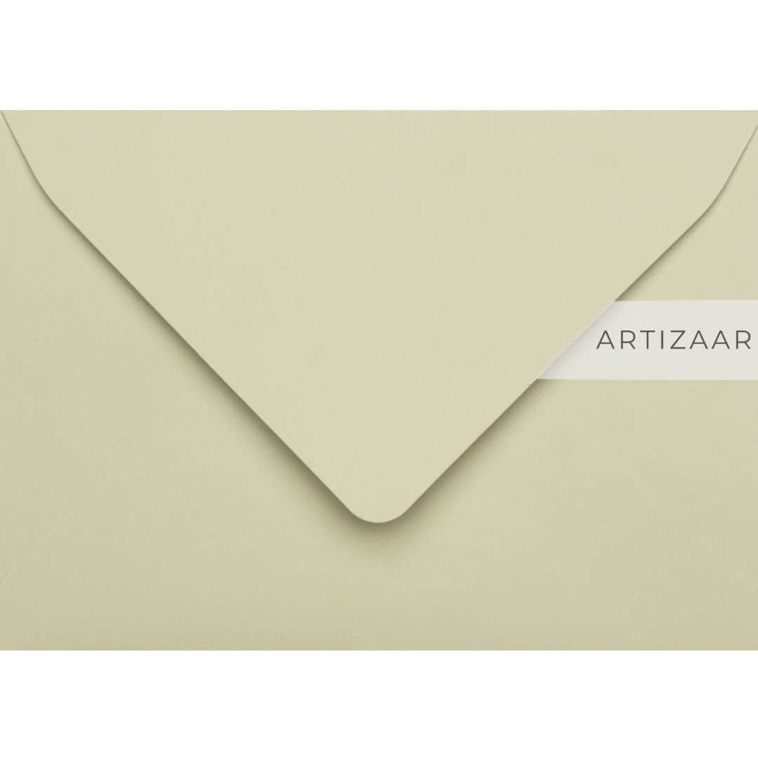 Plic B6, crem vanilie, 125x175 mm, pentru invitatii de nunta