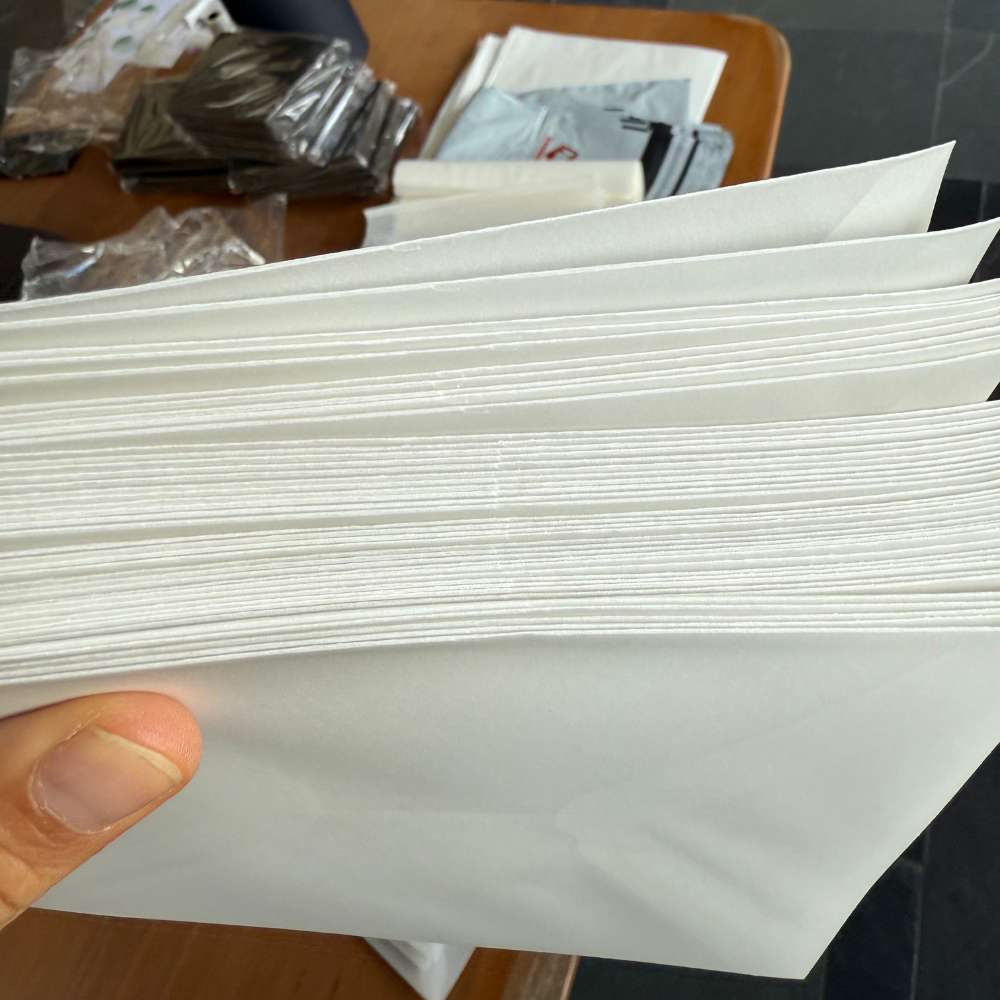 Plic Vellum C6 si B6 defecte minore