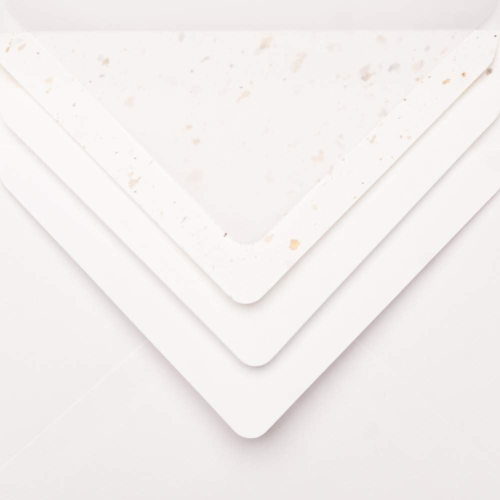 Plic B6, alb pătat, carton reciclat, 125x175 mm, pentru invitatii de nunta